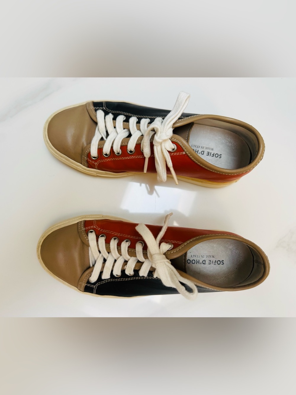 SOFIE D’HOORE color block sneakers
Sz 37
Sz US 6.5